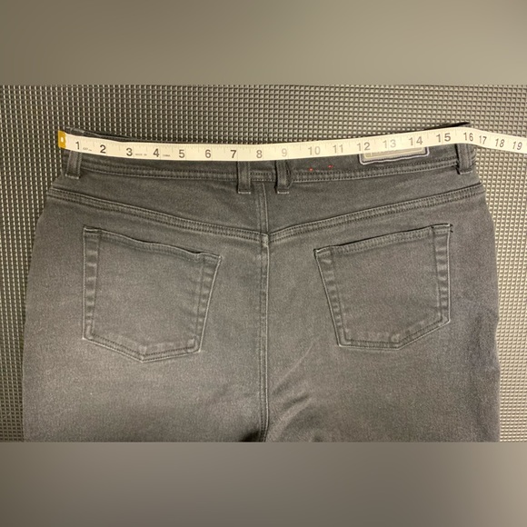 Gloria Vanderbilt Jeans Straight Leg Women's Plus 18 Medium Black High Rise - Picture 8 of 9